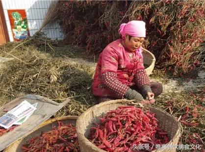 陜西人飯桌上常年不缺的“菜”：油潑辣子