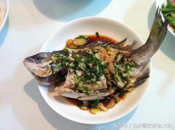 蔥油鯉魚、干燒鯉魚、清蒸牡丹魚的做法，在家可以試試！