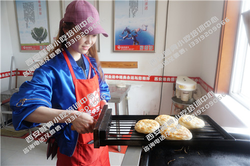 老潼關肉夾饃制作步驟圖